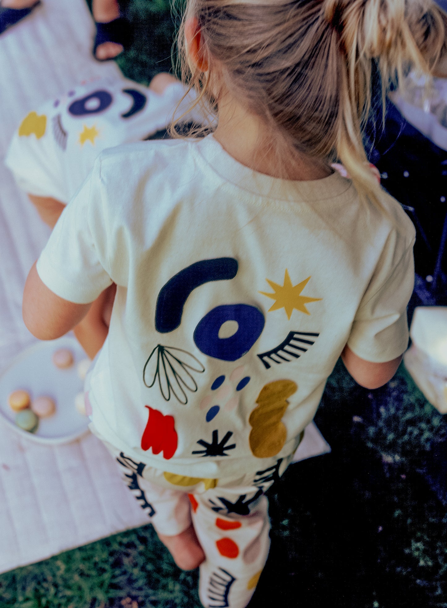 Unisex – Color Club Graphic Tee
